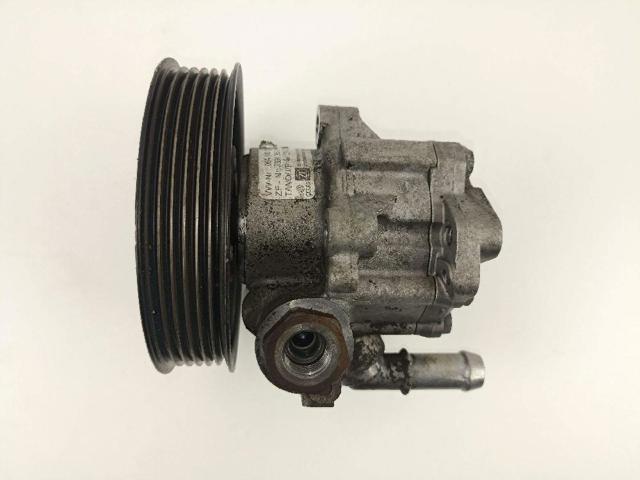 VAG 06A145157 Bomba de dirección  en stock Valencia