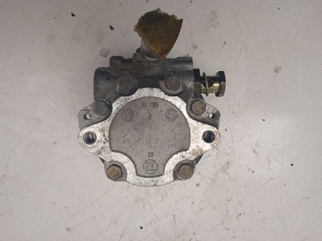 06A145157 Bomba de dirección comprar Sevilla
