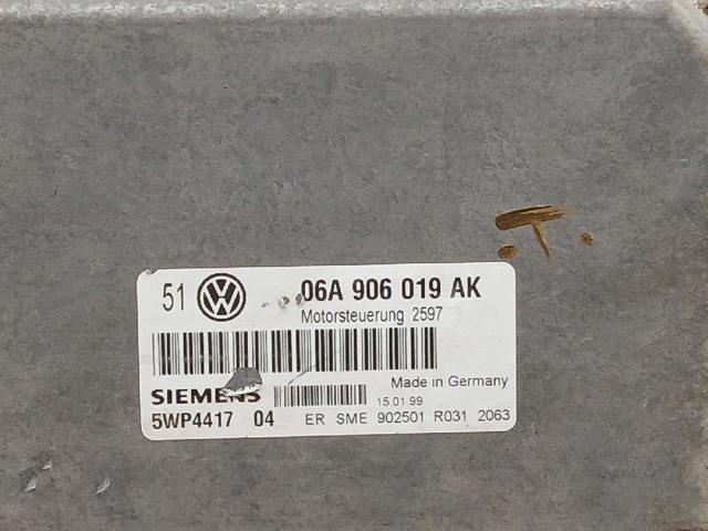 06A906019AK ECU  en stock Sabadell