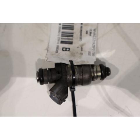 VAG 06A906031BT Inyector de combustible  disponible España
