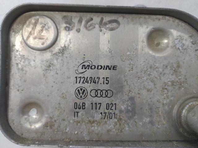 06B117021 Radiador de aceite debajo del filtro comprar Girona