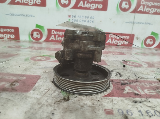 06B145255 Bomba de dirección asistida  comprar en Reus
