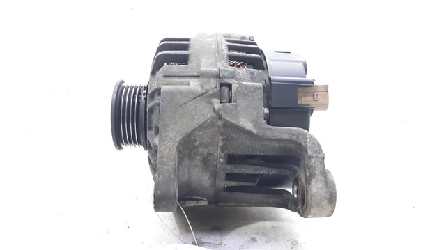 06B903016D Alternador  en stock Sabadell