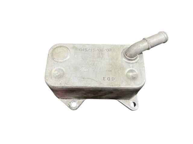 Radiador de aceite debajo del filtro 06D117021C VAG