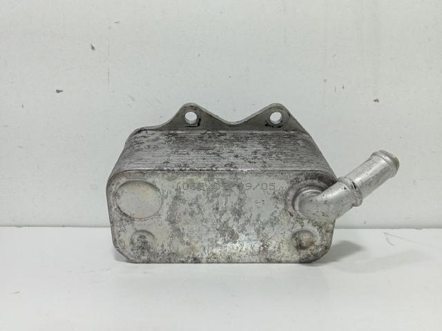 VAG 06D117021C Radiador de aceite debajo del filtro comprar Tarragona