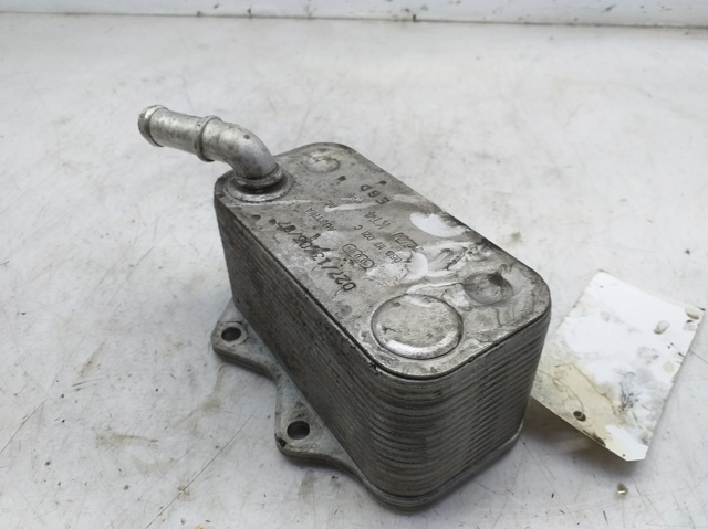 06D117021C Radiador de aceite debajo del filtro  comprar en Reus