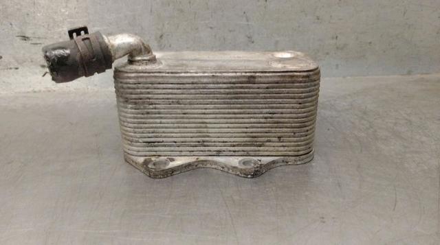 06D117021C Radiador de aceite debajo del filtro  en stock Sabadell