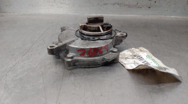 VAG 06D145100E Bomba de vacío  en stock Terrassa