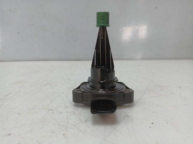 Sensor del nivel de aceite del motor Volkswagen T-CROSS  (C11, D31)