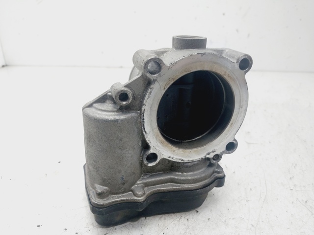VAG 06F133062J Cuerpo de aceleración completo  disponible Valladolid