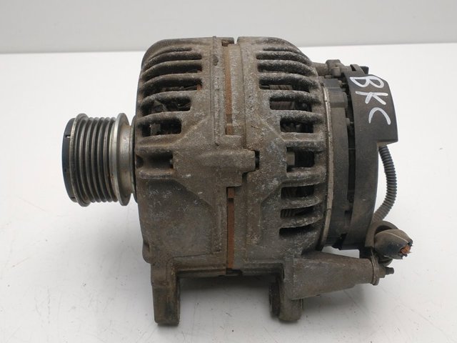 06F903023 VAG Alternador  en stock Gandía