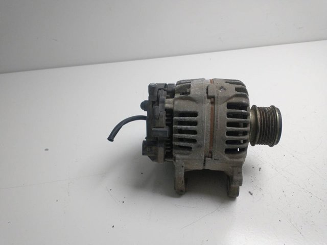 06F903023 VAG Alternador  comprar en Jaén