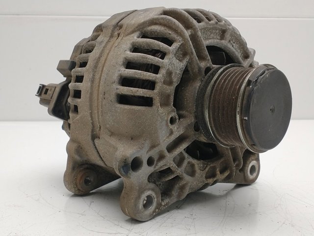 VAG 06F903023 Alternador  disponible España
