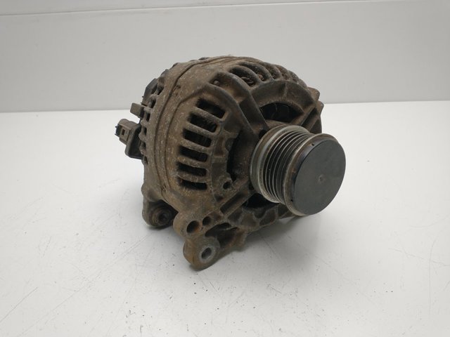 06F903023 VAG Alternador  disponible Ourense