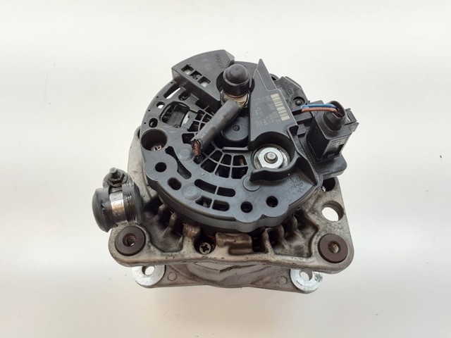 06F903023D Alternador  comprar en Reus