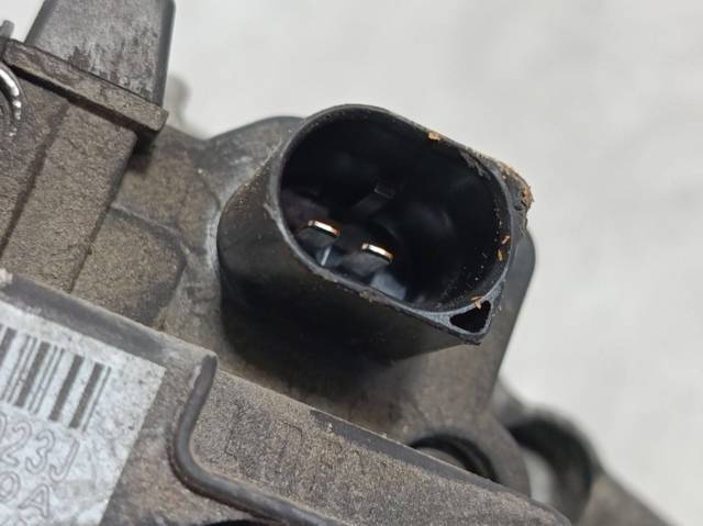 06F903023J VAG Alternador  comprar en Oviedo
