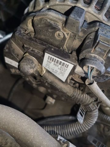 06F903023J Alternador  disponible Utrera