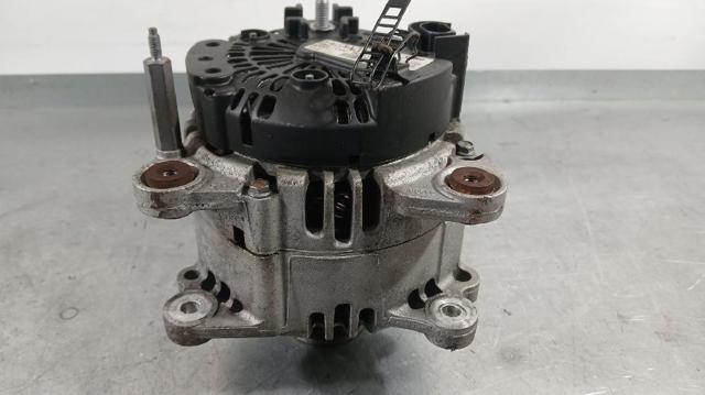 VAG 06F903023P Alternador  en stock Valencia