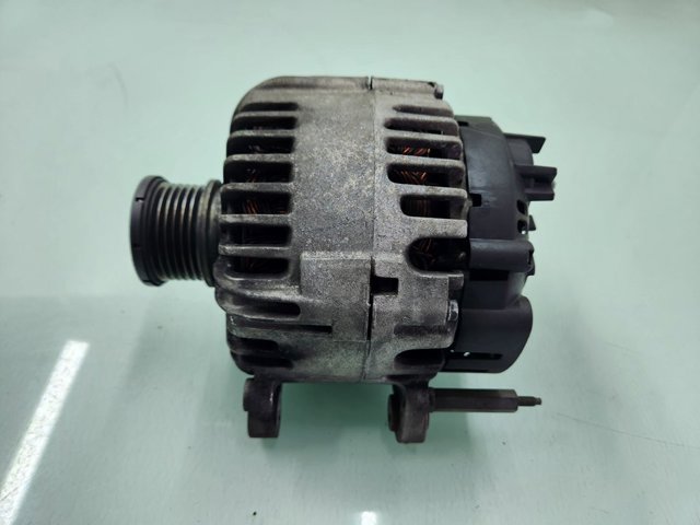 VAG 06F903023P Alternador  disponible Lugo