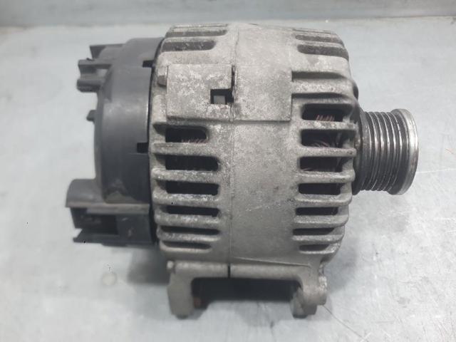 VAG 06F903023P Alternador  comprar en Albacete