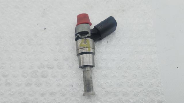 Inyector de combustible 06F906036A VAG