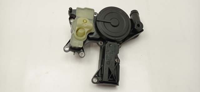 Separador de aceite del sistema de ventilación del cárter 06H103495AK VAG
