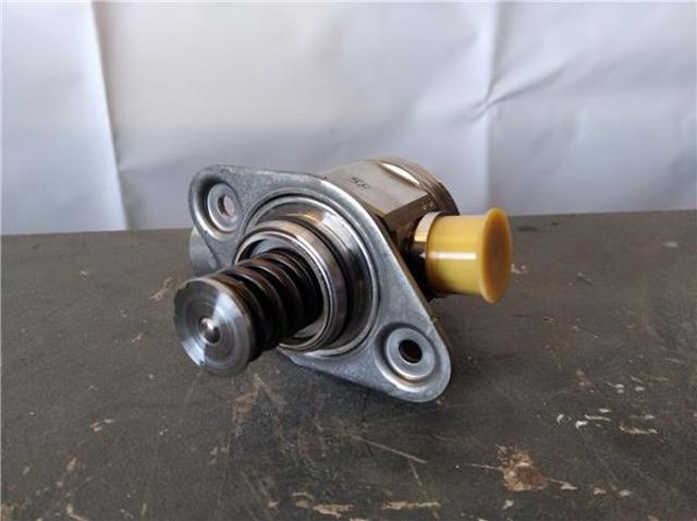 Bomba de alta presión 06H127025M VAG