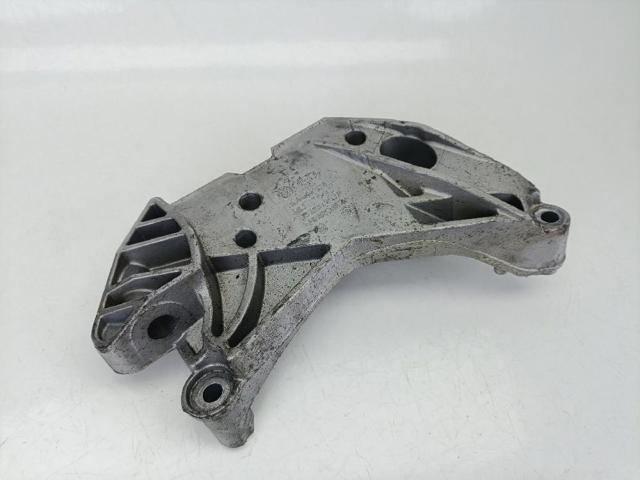 Soporte para taco de motor derecho 06J199207P VAG/Skoda