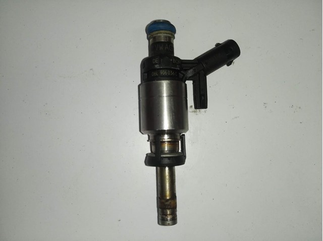 Inyector de combustible 06L906036C VAG/Audi