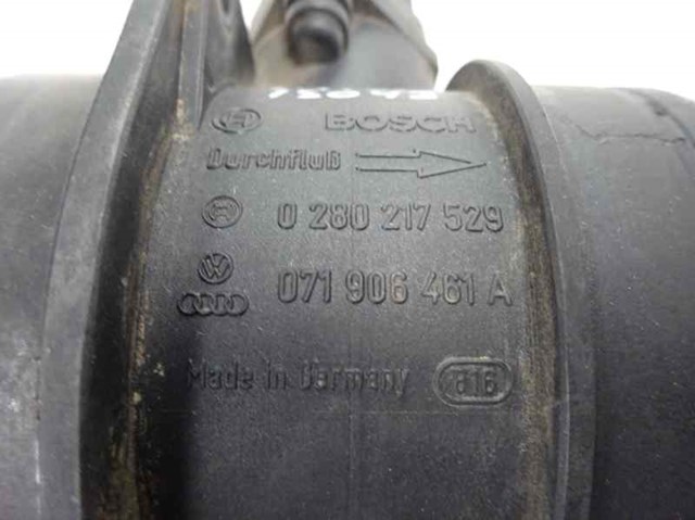 071906461A VAG Sensor de flujo de masa de aire  disponible Alicante
