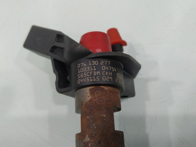 076130277 VAG Inyector de combustible  comprar en Oviedo