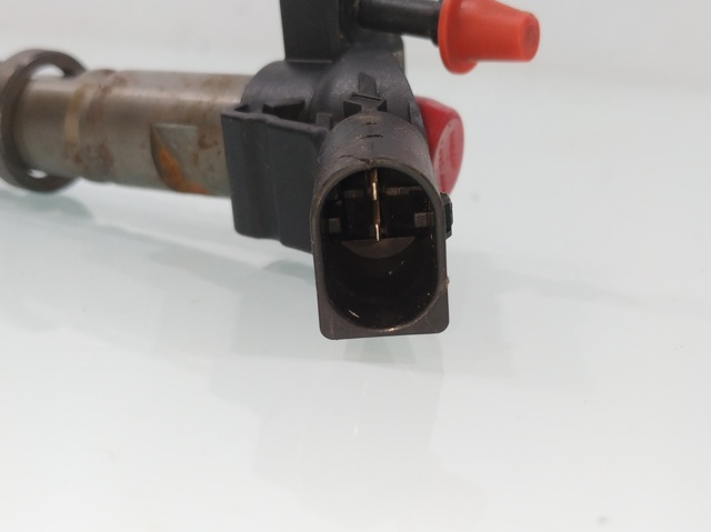 VAG 076130277 Inyector de combustible  comprar en Ponferrada