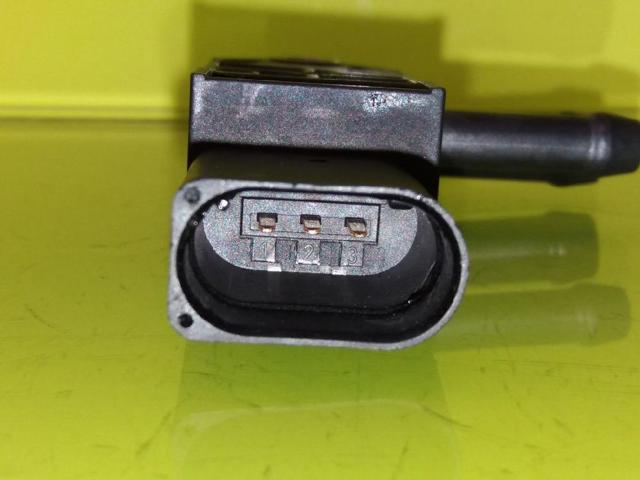 VAG 076906051B Sensor de presión de gases de escape  disponible Valladolid