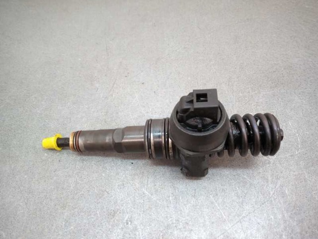 07Z130073F VAG Inyector de combustible  disponible Ourense