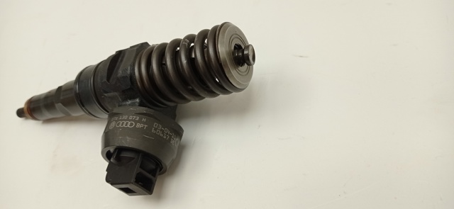 Inyector de combustible 07Z130073H VAG