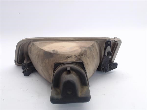 084519 Faro derecho  en stock Sabadell