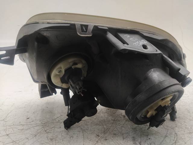 Faro delantero derecho Clio II furgoneta (1998-2005) original desde 72,53 €