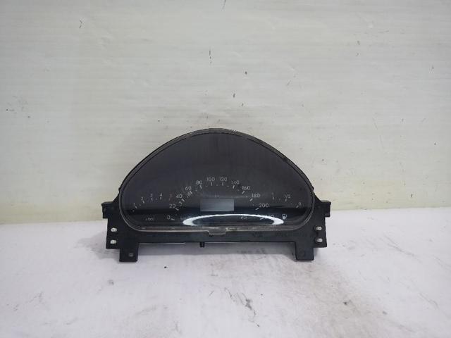 09055682021 Mercedes