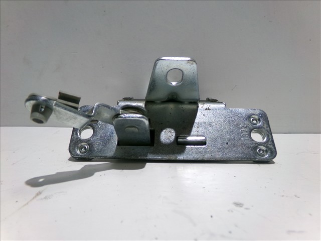 09130569 Cerradura de maletero  en stock Sabadell