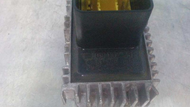 Relé de bujía de precalentamiento Opel Vectra