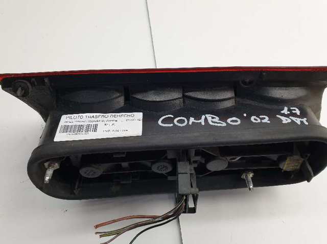 09199763 Piloto trasero derecho  en stock Sabadell