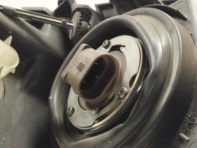 093175368LH OPEL Faro izquierdo comprar Bilbao