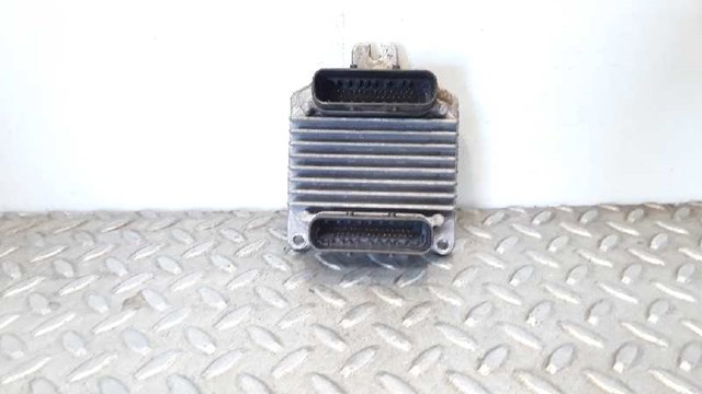 Módulo de control del motor Opel Astra  (F69)