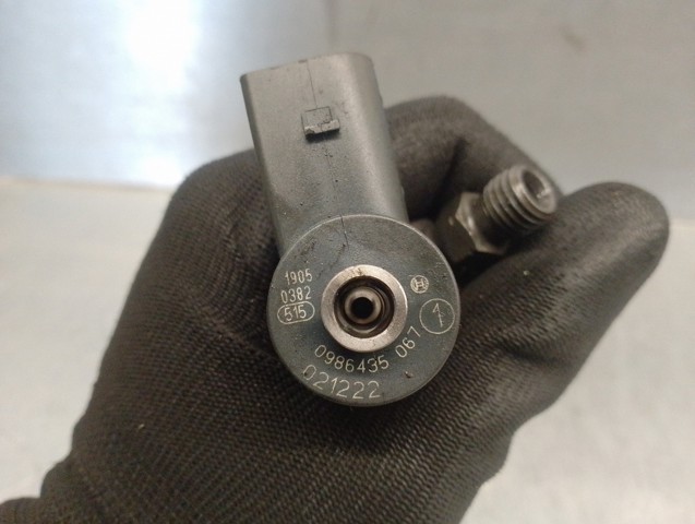 0986435067 MERCEDES Inyector de combustible  disponible Ourense