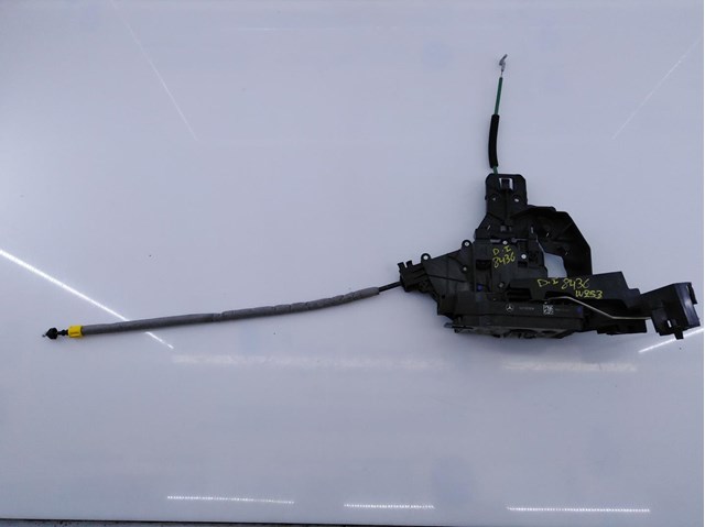 0997206301 MERCEDES Cerradura de puerta delantera izquierda  disponible Alicante