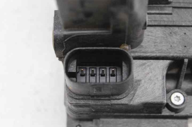 0997309200 MERCEDES Cerradura de la puerta trasera derecha  comprar en Jaén