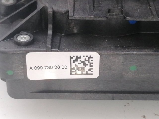 0997309200 MERCEDES Cerradura de la puerta trasera derecha comprar Madrid