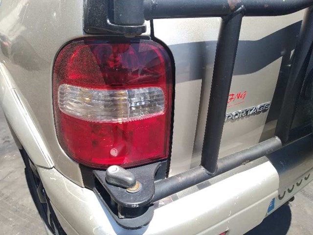 Piloto posterior izquierdo 0K01L51160A Hyundai/Kia