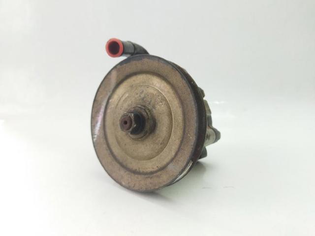 Bomba hidráulica de dirección 0K02432680 HYUNDAI