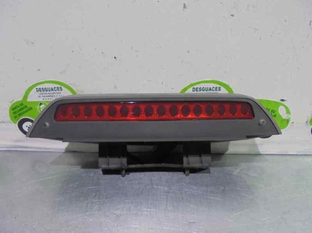 Luz De Freno Adicional 0K2FB5158044 Hyundai/Kia